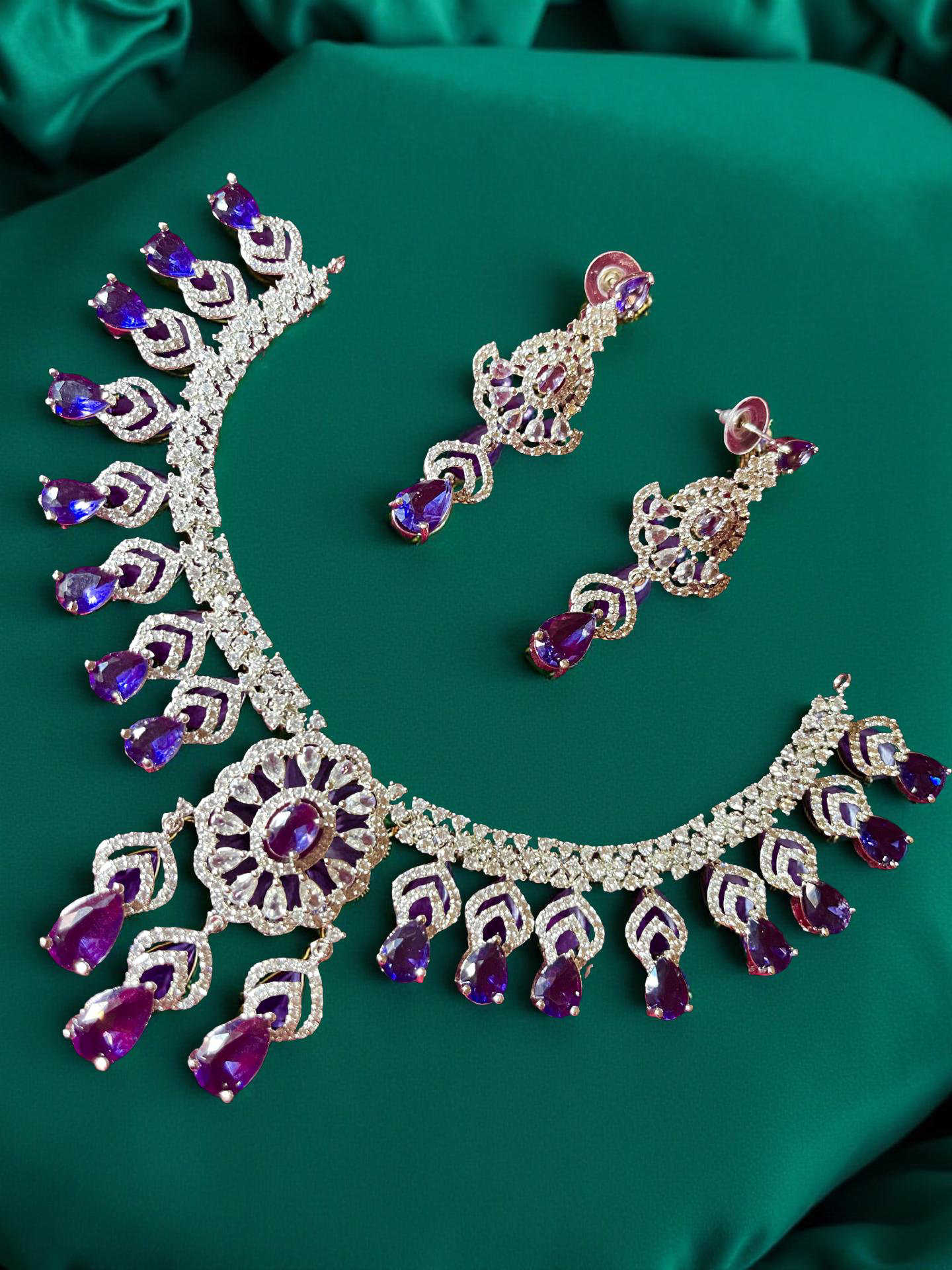 American diamond necklace