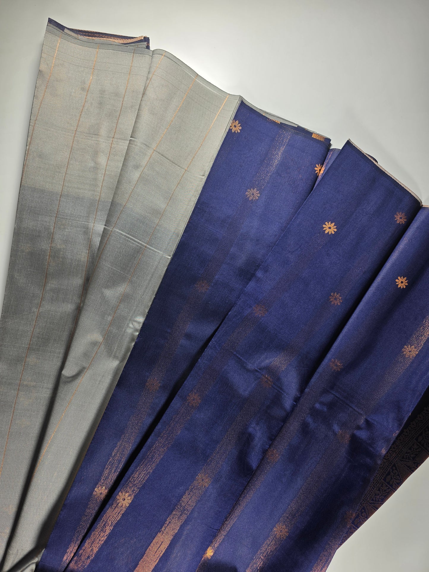 Exquisite Navy Blue Kuberapattu Saree with Intricate Copper Zari Weave and Traditional Motifs