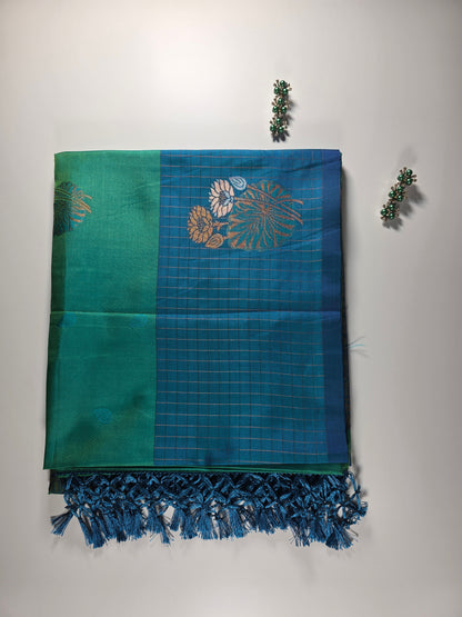 Exquisite Dual-Tone Soft Silk Saree in Peacock Blue and Emerald Green with Zari Floral Motifs