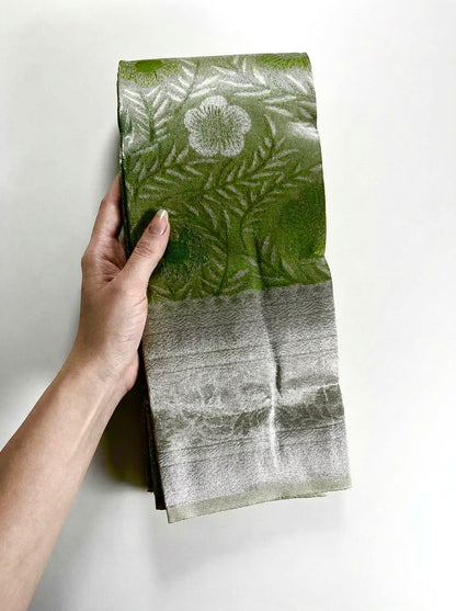 "Exquisite Green Kubera Pattu Saree with Silver Zari Weave"