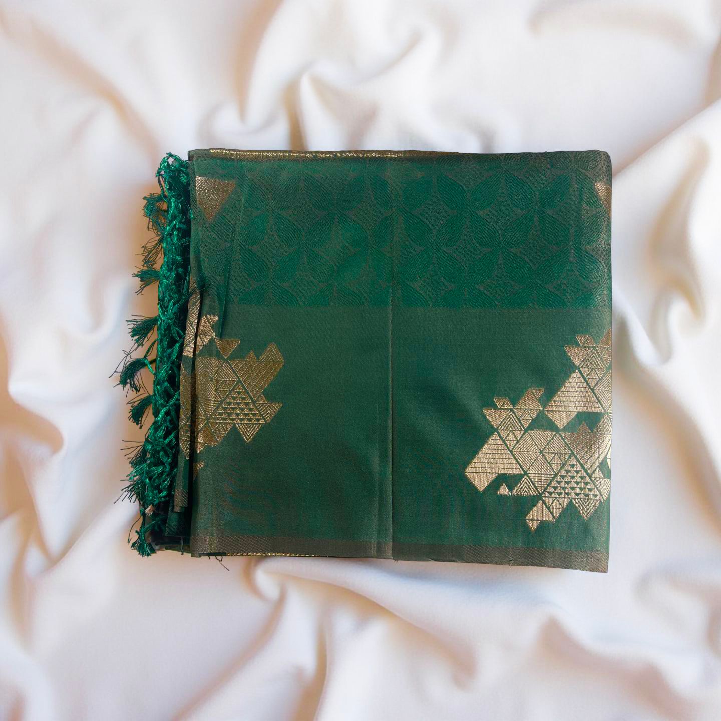 Exquisite Dark Green Soft Silk Saree with silver Zari Weave