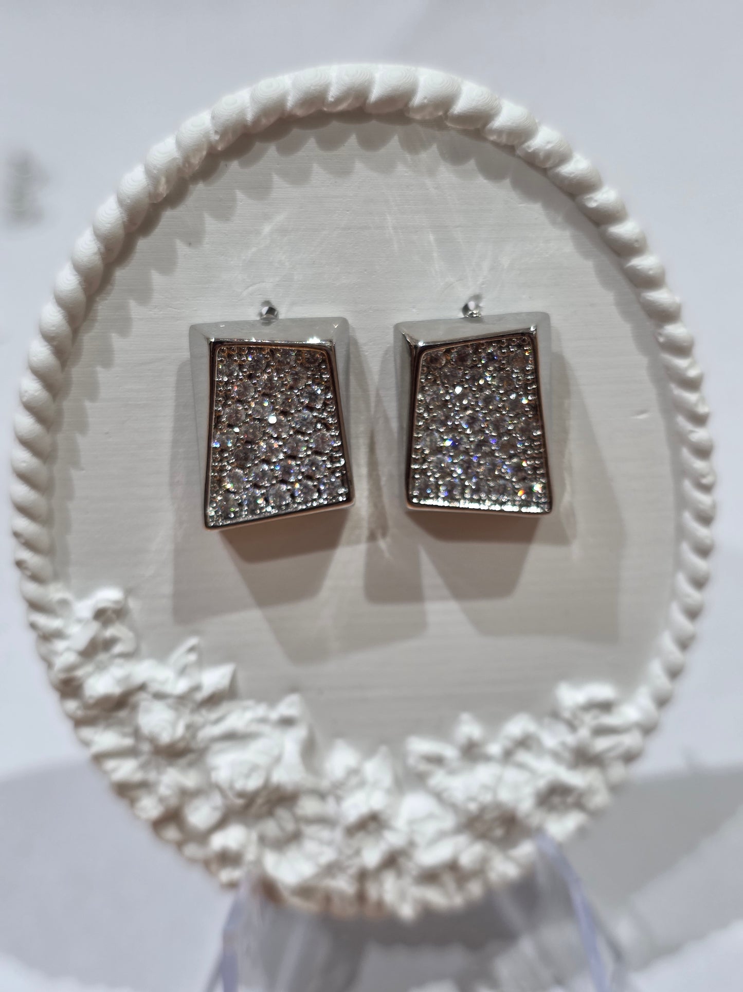 Earing 82