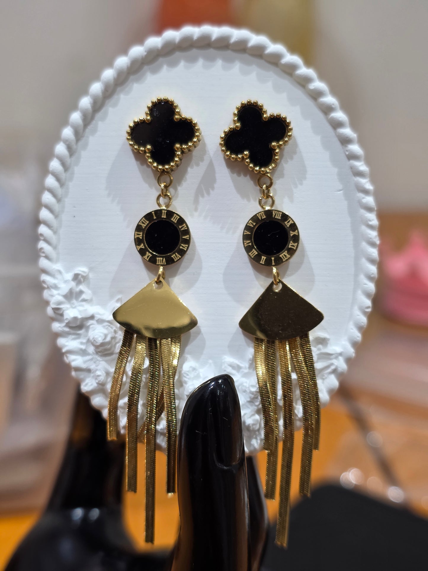 Earing 85
