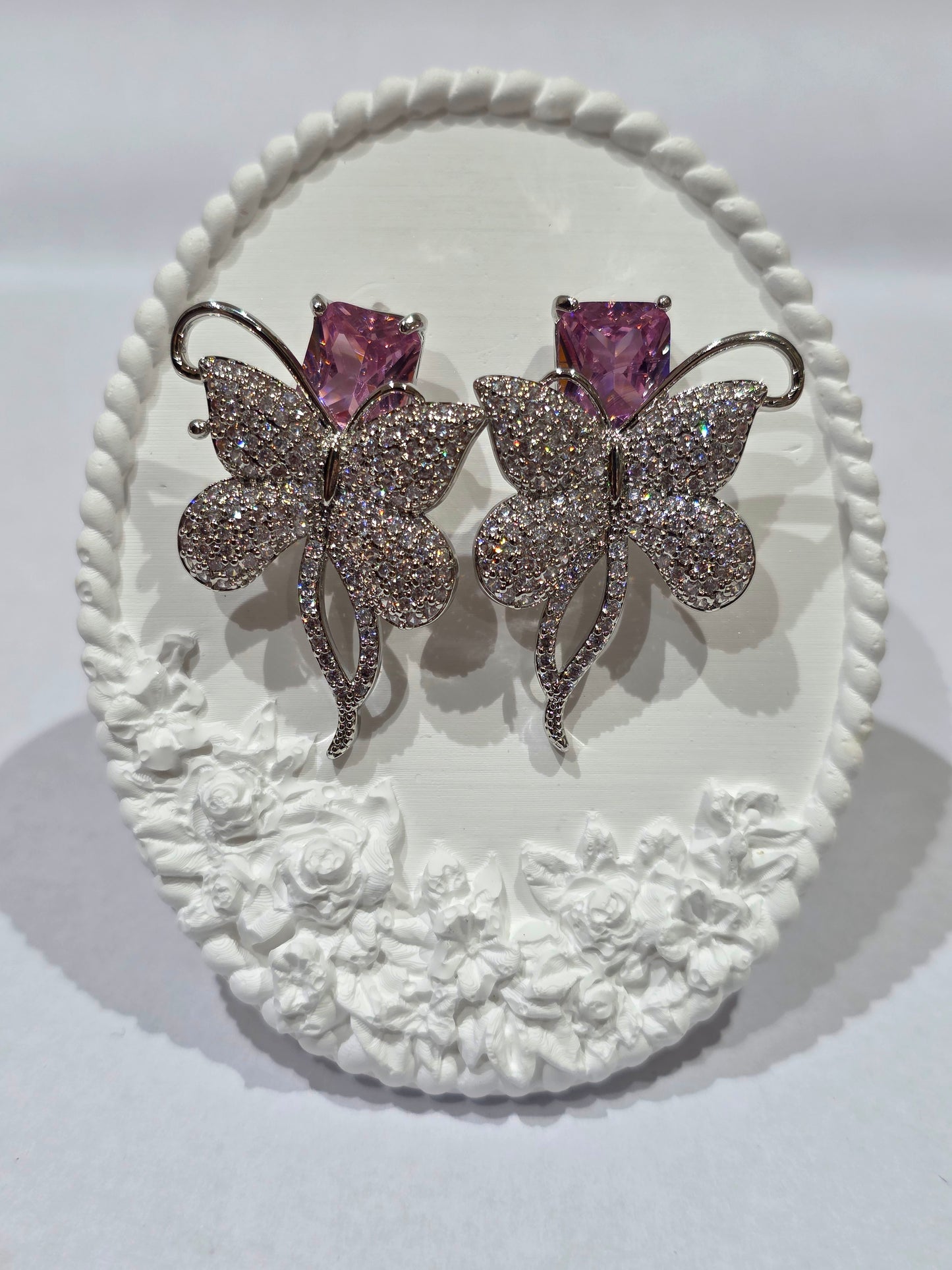 Earing 68